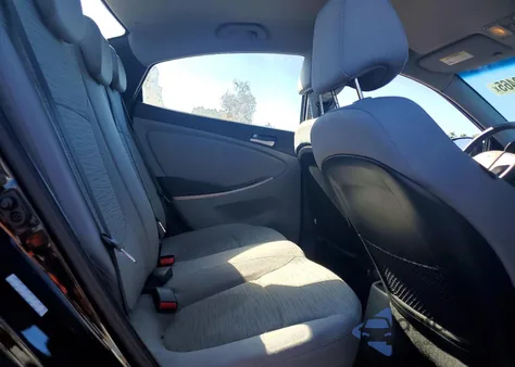 2015 Hyundai Accent Gls z USA, uszkodzony, nr VIN KMHCT4AE4FU874046